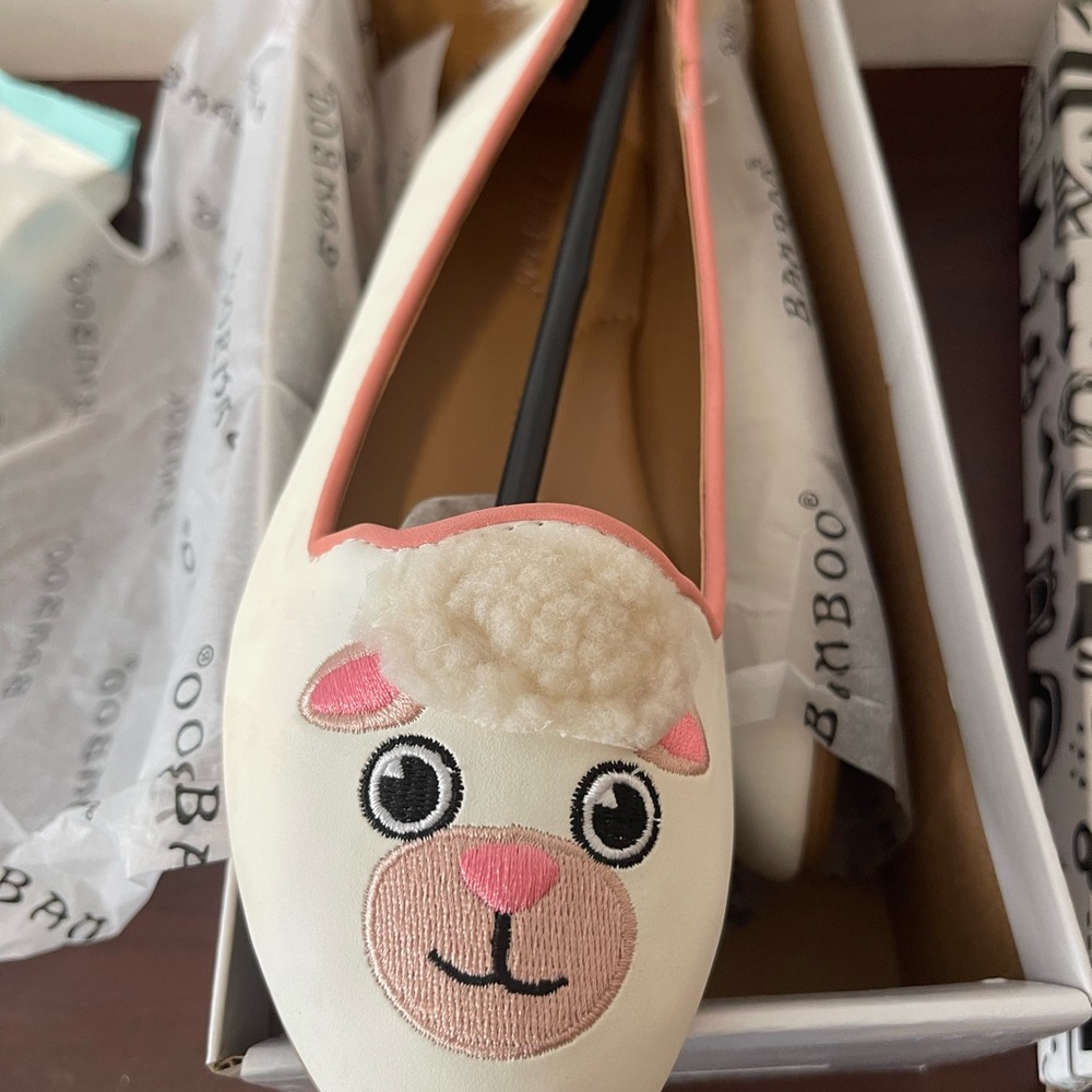 BAMBOO Cream and Tan Flats
